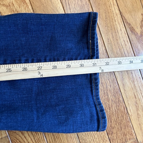 Levi's Women's Jeans Size 18 Classic Bootcut Stretch Dark Wash - Picture 9 of 10